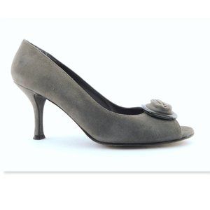 STUART WEITZMAN Gray Suede Leather Floral Embellishment Heel Pumps 8.5